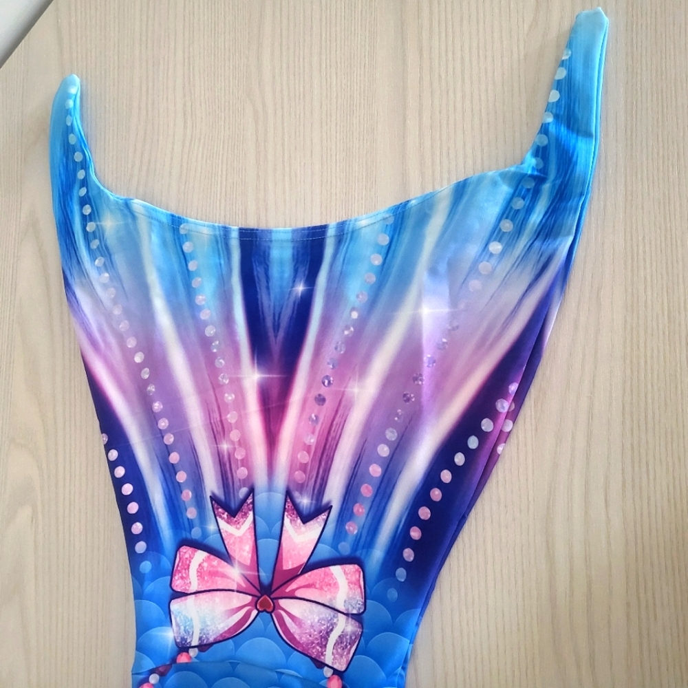 Mermaid swim bottoms for girls.. size 10-12